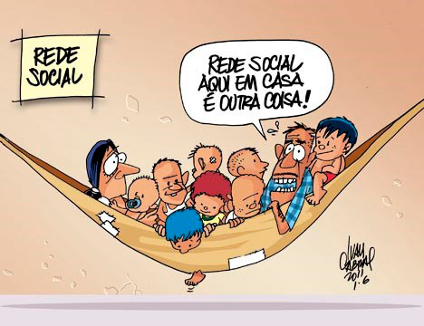 Charge de uma família de 10 pessoasdentro de uma rede velha. O pai diz: 