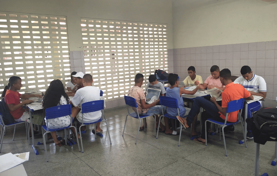 contra-argumentação usando jogo com gênero jornalístico em aula